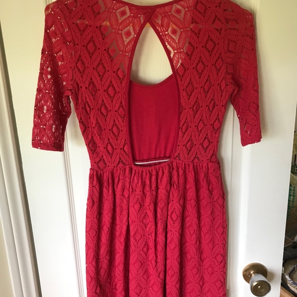 XS Red Roxy Dress - Picture 2 of 4